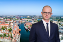 /uploads/posts/1cc0e5fd884845851654db9d5cbbd8a4501ee09c/thumbnails/Michal Rafalowicz_Gdansk.png